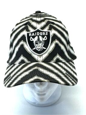 New Era NFL Las Vegas Raiders Zubaz Pattern Fitted Hat-Size Small/Medium